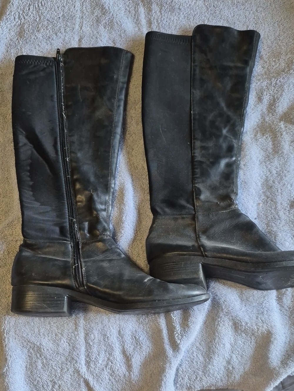 Classic Black Knee-High Women's Boots